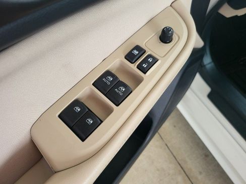 Used 2018 Subaru Legacy 2.5i Premium w/ Cargo Package image 14