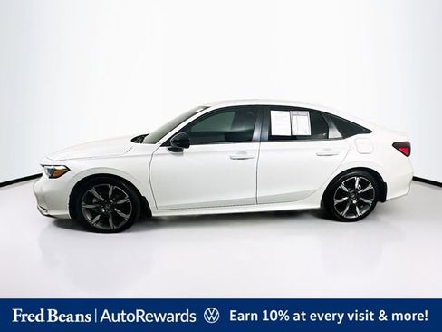 Used 2025 Honda Civic Sport image 4