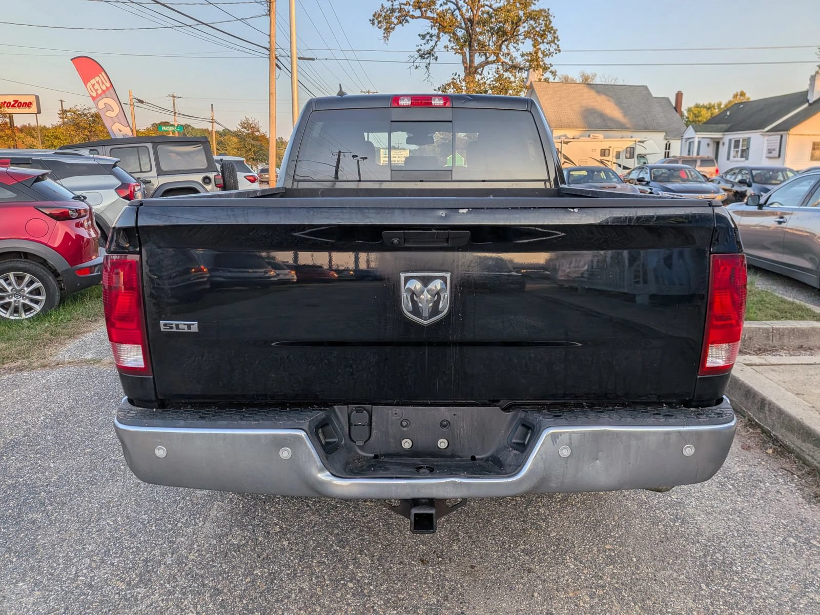 Used 2020 RAM 1500 Classic SLT w/ Luxury Group RWD image 4