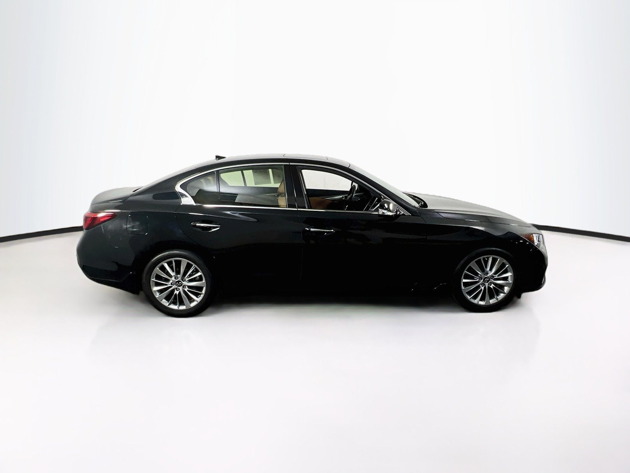 Used 2023 INFINITI Q50 Luxe w/ Cargo Package AWD/4WD image 4