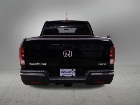 Used 2017 Honda Ridgeline Sport image 4