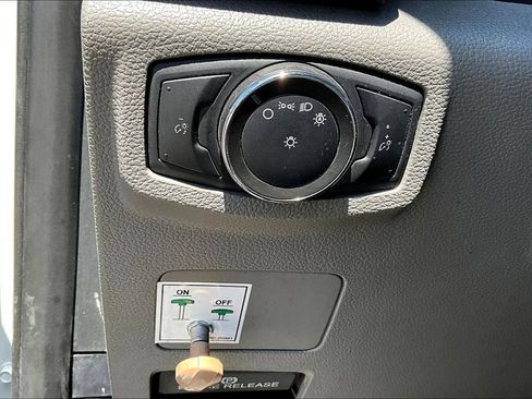 Used 2020 Ford F450 XL RWD image 12