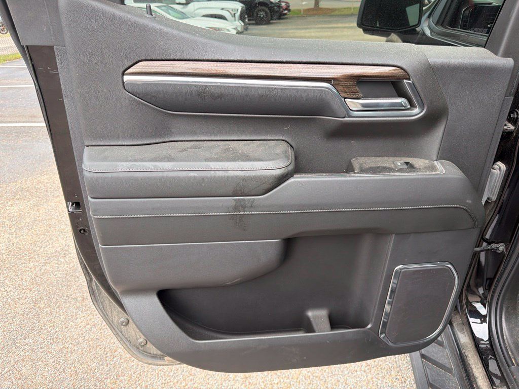 Used 2024 Chevrolet Silverado 1500 RST w/ All Star Edition Plus AWD/4WD image 17