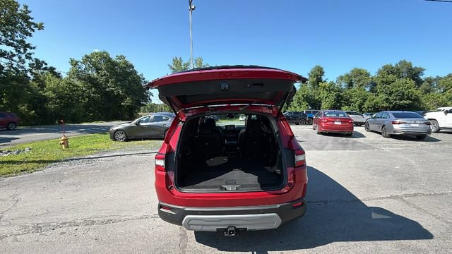 Used 2023 Honda Pilot TrailSport image 14