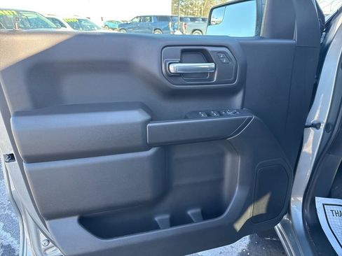 Used 2025 Chevrolet Silverado 1500 W/T w/ WT Value Package image 10