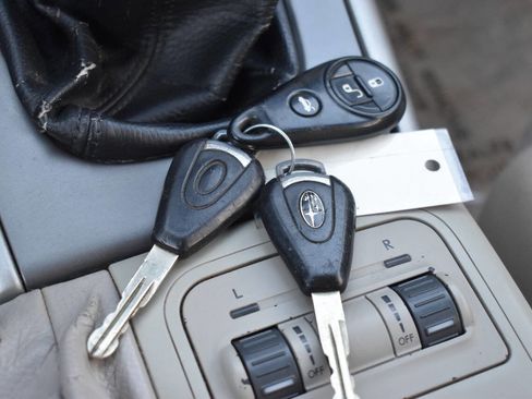 Used 2007 Subaru Outback 2.5i image 27