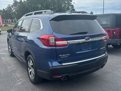 Used 2020 Subaru Ascent Premium w/ Convenience Package AWD/4WD image 4