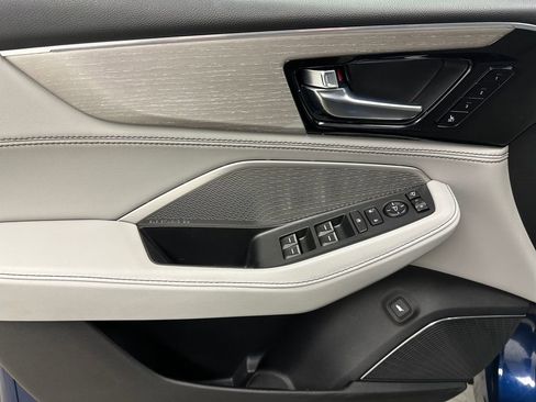 Used 2023 Acura MDX SH-AWD w/ Advance Package image 16