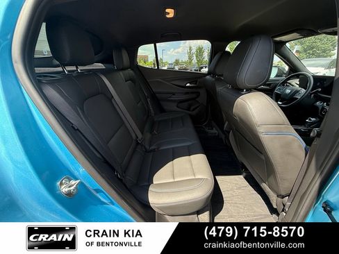 Used 2025 Buick Envista Sport Touring w/ Convenience I Package FWD image 31