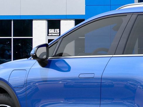 New 2026 Chevrolet Equinox EV LT image 12