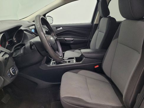 Used 2019 Ford Escape SE image 17