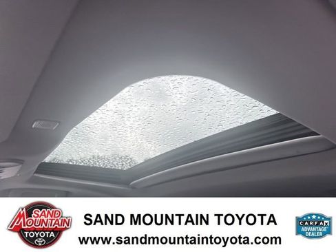 Used 2026 Toyota Highlander XLE AWD/4WD image 15