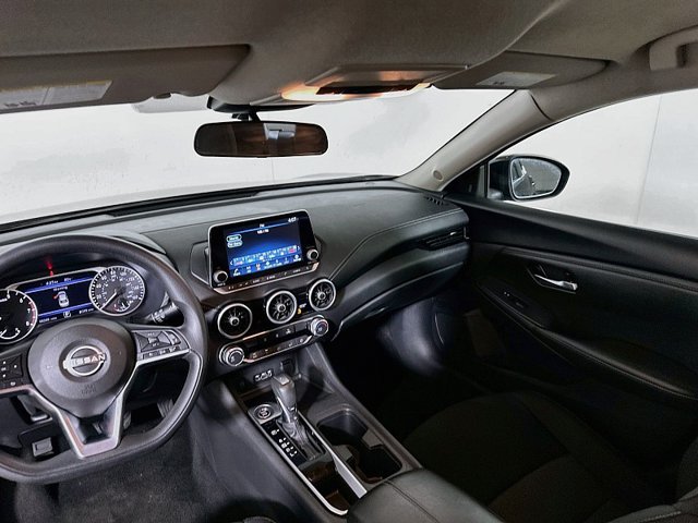 Used 2024 Nissan Sentra SV FWD image 22