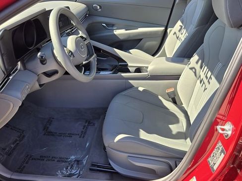 Certified 2023 Hyundai Elantra Blue image 10