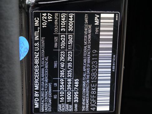 Used 2025 Mercedes-Benz GLS 63 AMG 4MATIC image 31