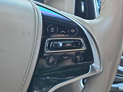 Used 2018 Cadillac Escalade Platinum image 25