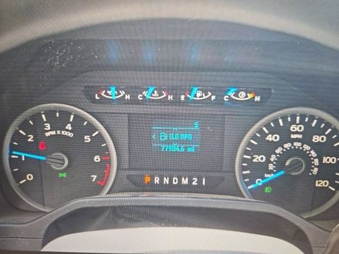 Used 2017 Ford F150 XLT AWD/4WD image 6