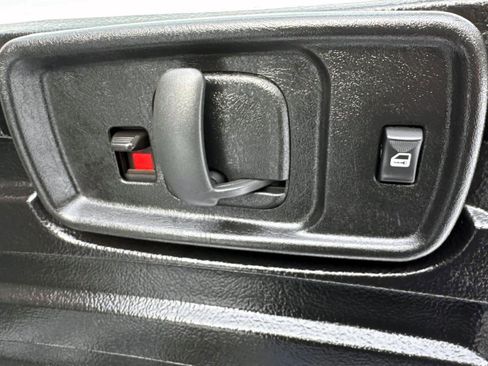 Used 2024 Chevrolet Express 2500 w/ Driver Convenience Package image 12