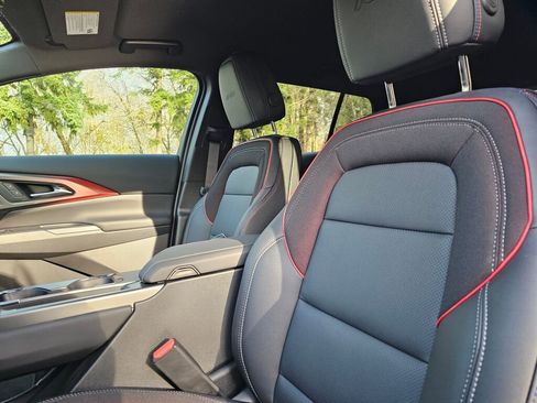 New 2026 Chevrolet Equinox EV RS image 10