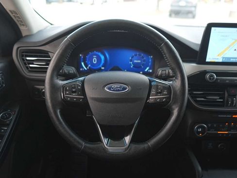 Used 2021 Ford Escape SEL w/ Technology Package FWD image 16