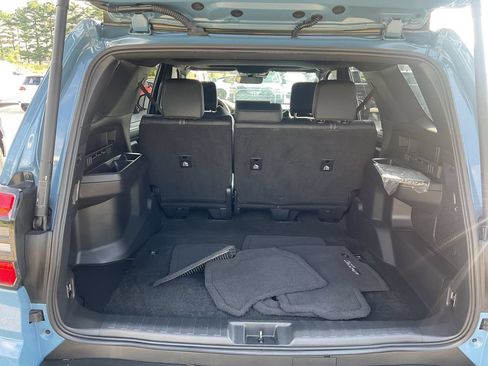 Used 2025 Toyota 4Runner Limited AWD/4WD image 16