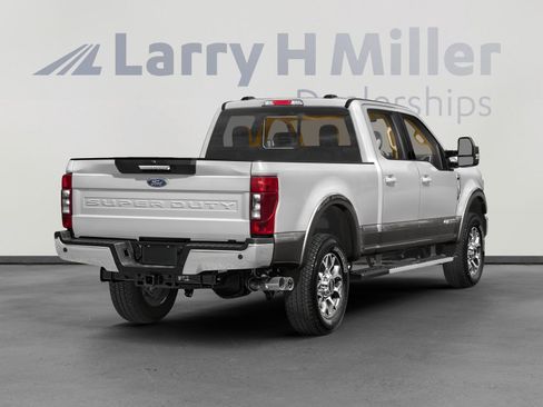 Used 2022 Ford F350 Lariat w/ Lariat Ultimate Package image 4