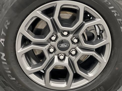 Used 2025 Ford Expedition Active RWD image 84