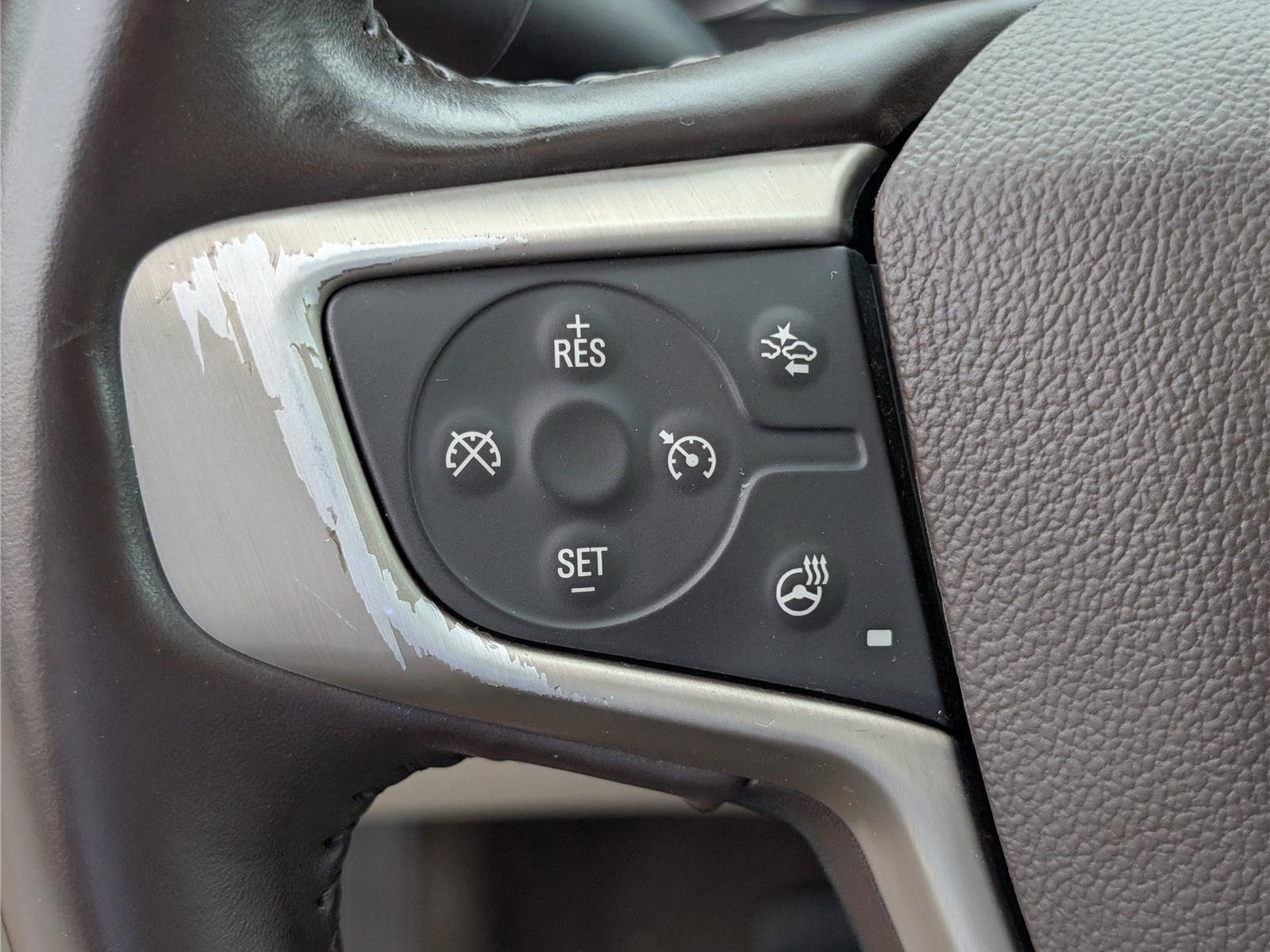 Used 2018 GMC Acadia Denali w/ Technology Package AWD/4WD image 24