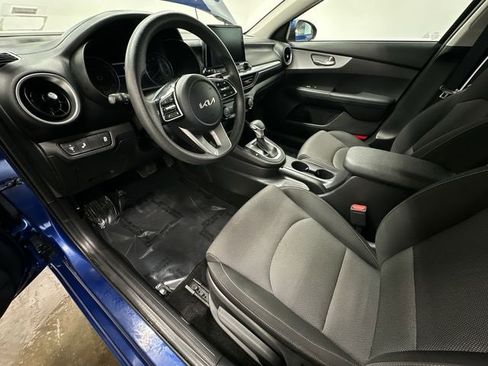Used 2023 Kia Forte LXS w/ LXS Technology Package image 14