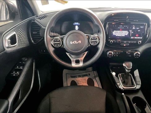 Used 2024 Kia Soul S image 8
