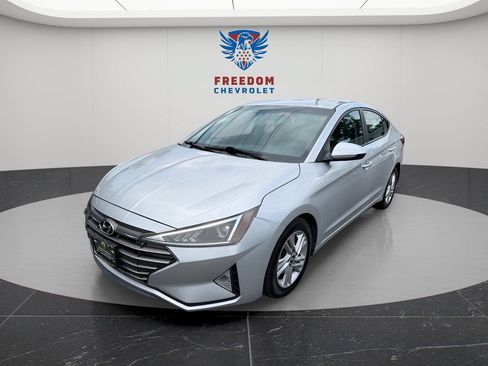 Used 2020 Hyundai Elantra SEL FWD image 1