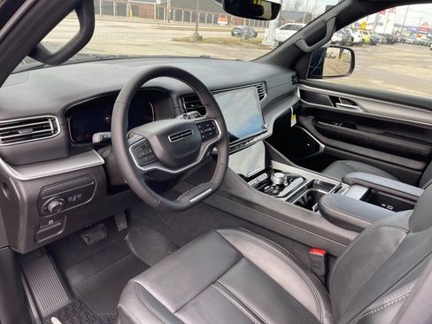 New 2026 Jeep Grand Wagoneer Limited image 10
