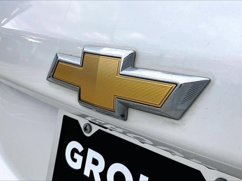 Used 2020 Chevrolet Equinox LT image 30