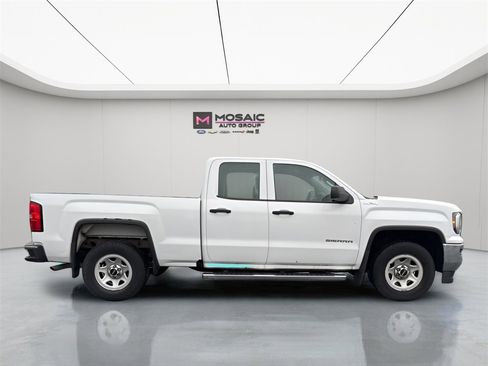 Used 2017 GMC Sierra 1500 4x4 Double Cab image 8