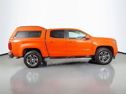 Used 2019 Chevrolet Colorado LT w/ LT Convenience Package AWD/4WD image 16