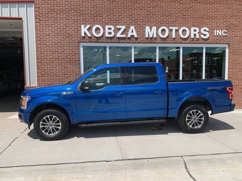Used 2018 Ford F150 XLT AWD/4WD image 2