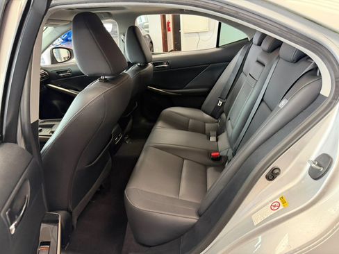 Used 2015 Lexus IS 250 w/ Premium Package RWD image 24