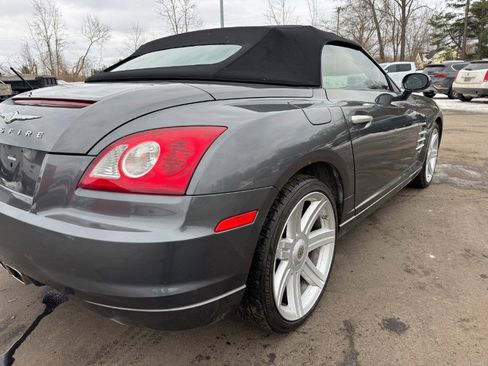 Used 2005 Chrysler Crossfire Limited image 11