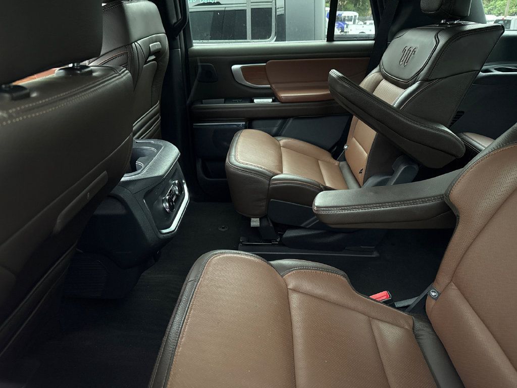 Used 2025 Ford Expedition King Ranch AWD/4WD image 10