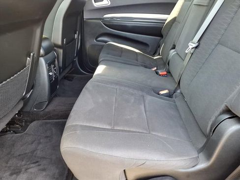 Used 2019 Dodge Durango SXT image 16