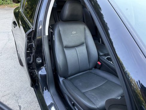 Used 2014 INFINITI Q50 RWD image 17