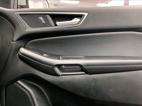 Used 2022 Ford Edge SEL w/ Convenience Package image 23