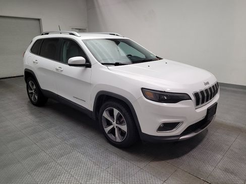 Used 2020 Jeep Cherokee Limited FWD image 13