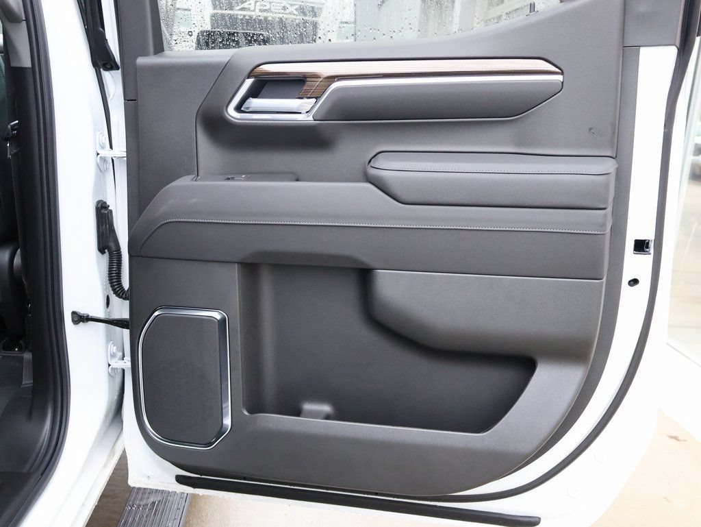 New 2026 Chevrolet Silverado 1500 RST AWD/4WD image 40