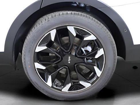 New 2025 Kia Sorento SX FWD image 9