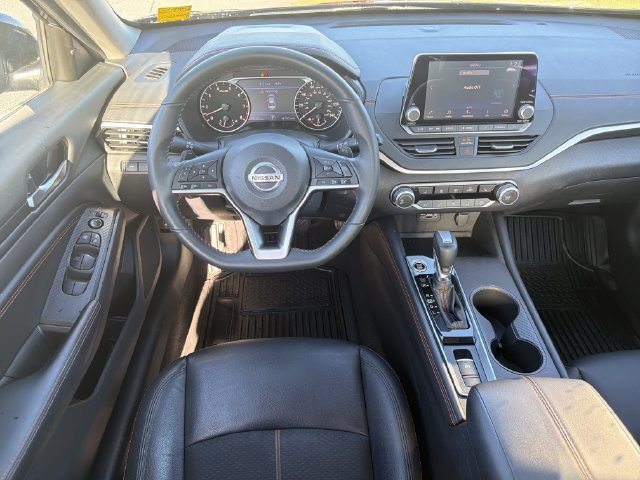 Certified 2022 Nissan Altima 2.5 SR w/ Midnight Edition Package AWD/4WD image 24