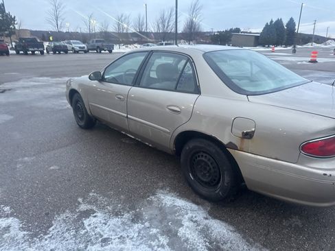 Used 2003 Buick Century Custom w/ Preferred Equipment Group 1SB image 21