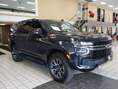 Used 2022 Chevrolet Tahoe Z71 w/ Luxury Package AWD/4WD image 21