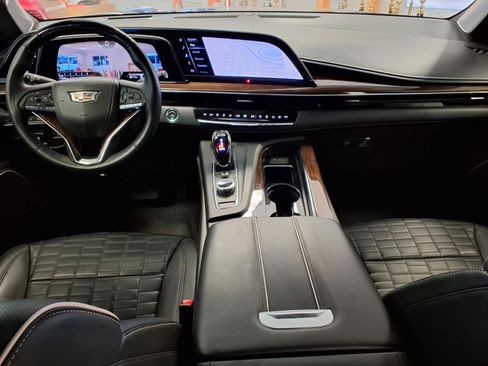 Certified 2023 Cadillac Escalade Sport Platinum w/ LPO, ONYX Package AWD/4WD image 18