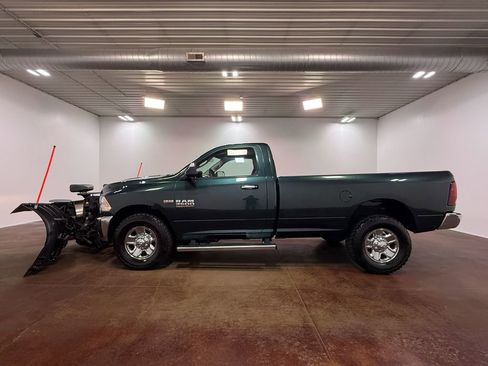 Used 2018 RAM 3500 SLT w/ Snow Chief Group image 6